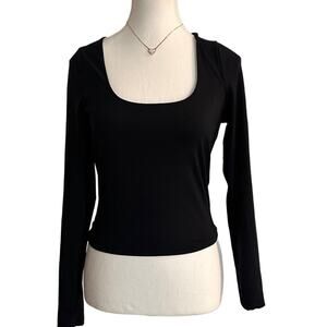 Contour By Pacsun Black LongSleeve Butter Soft Black Top Built in Bra Size S